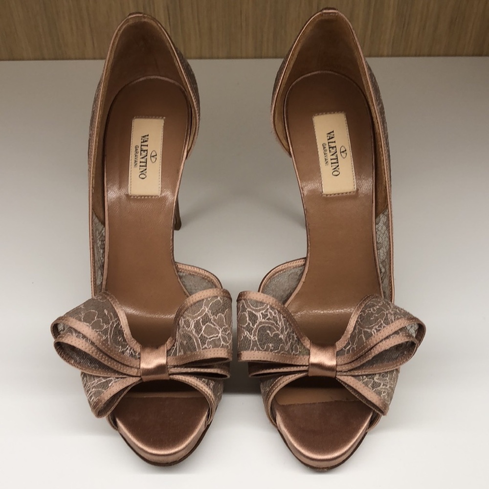 🍒HP🍒Valentino Garavani lace bow heels